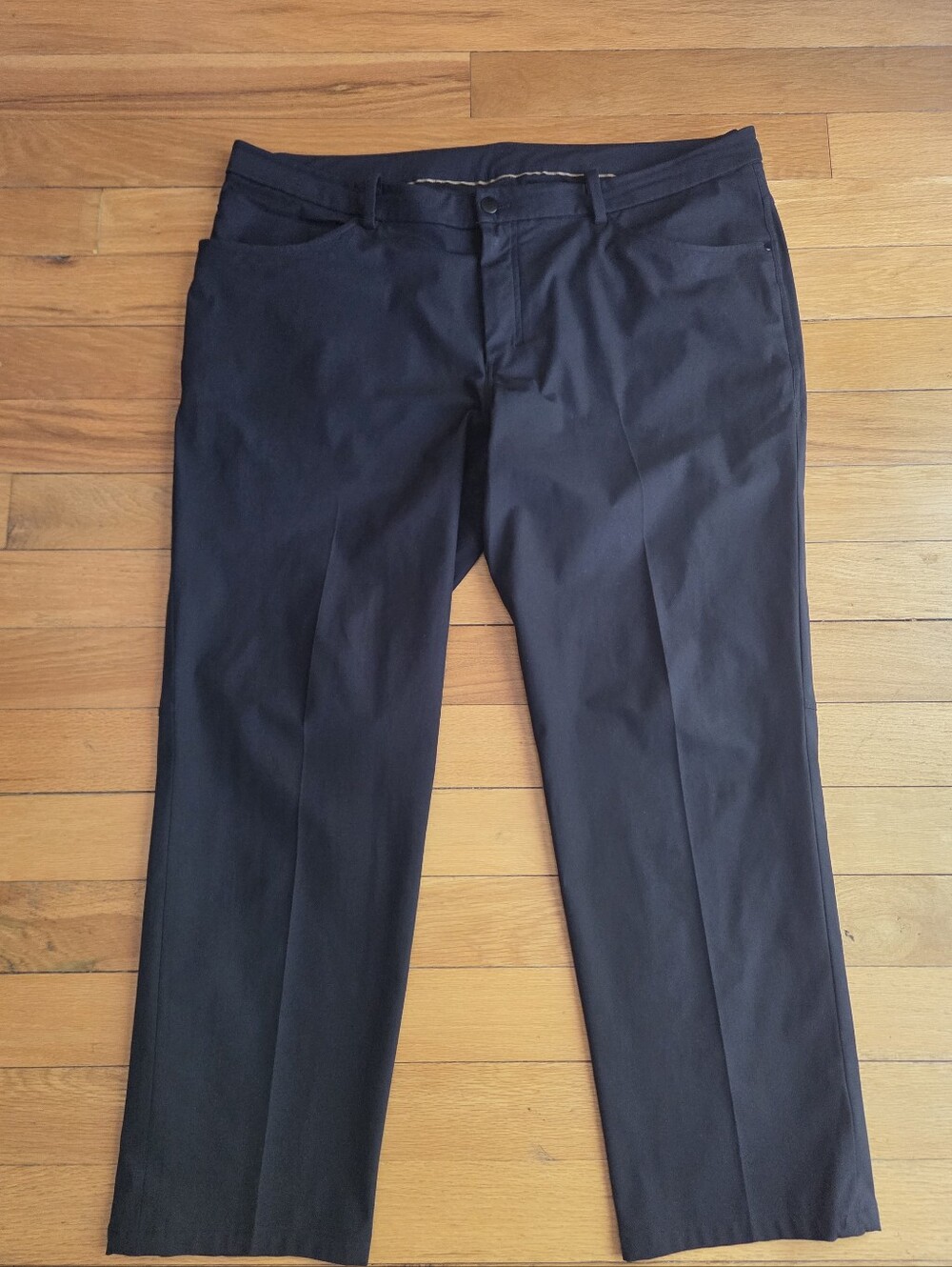 lululemon athletica Men's Black Pants Size 40x30